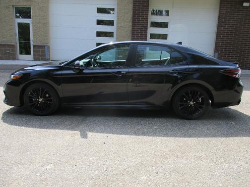 2022 Toyota Camry SE Nightshade