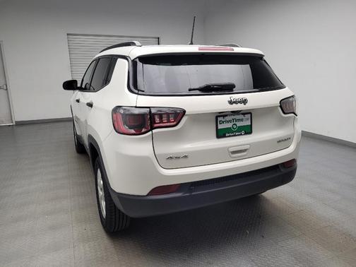 White Clearcoat 2018 Jeep Compass Sport