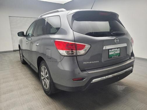 Gun Metallic 2015 Nissan Pathfinder SV