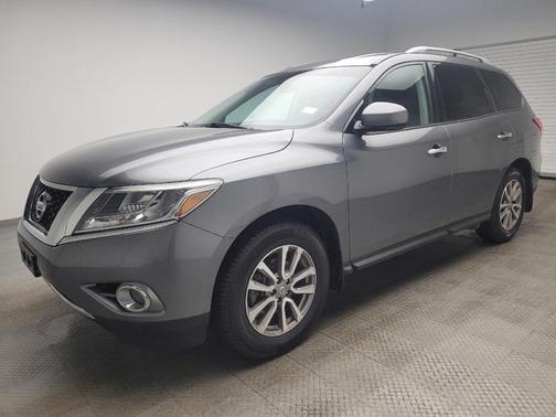 Gun Metallic 2015 Nissan Pathfinder SV
