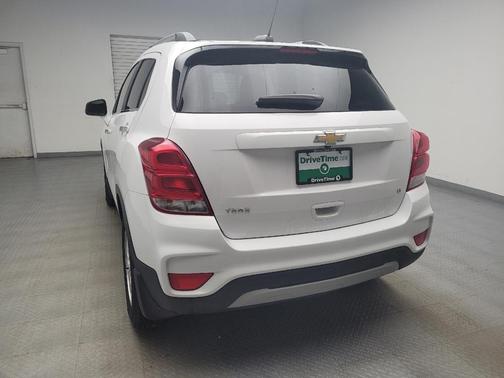 Summit White 2020 Chevrolet Trax LT