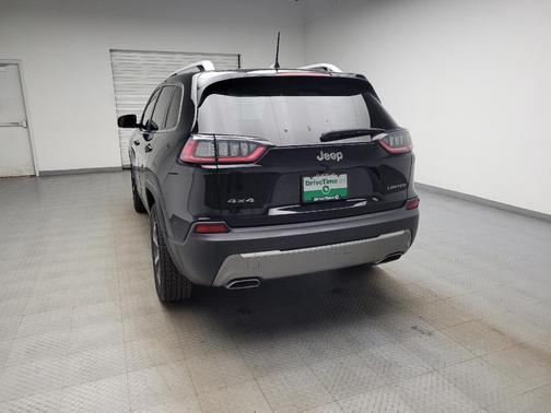 Diamond Black Crystal Pearlcoat 2019 Jeep Cherokee Limited