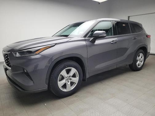 2021 Toyota Highlander LE