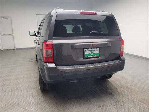 2016 Jeep Patriot 75th Anniversary