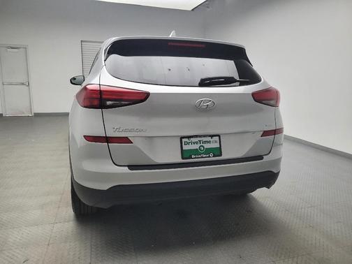 Molten Silver 2019 Hyundai TUCSON SE