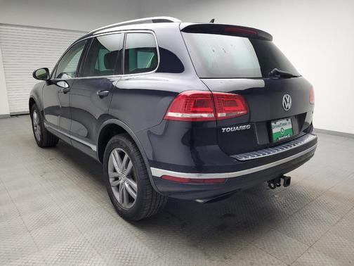 2016 Volkswagen Touareg VR6 Lux