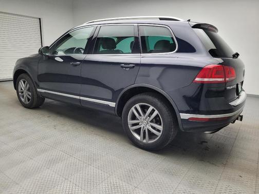2016 Volkswagen Touareg VR6 Lux
