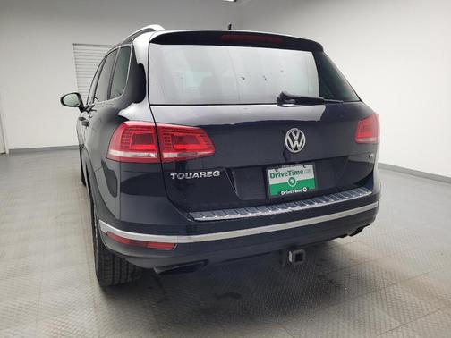 2016 Volkswagen Touareg VR6 Lux