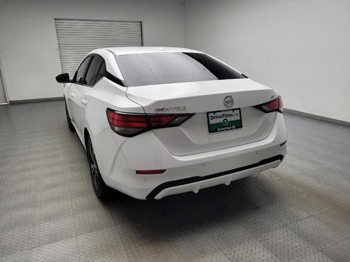 White 2022 Nissan Sentra SV