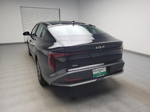 Aurora Black Pearl 2025 Kia K4 LX