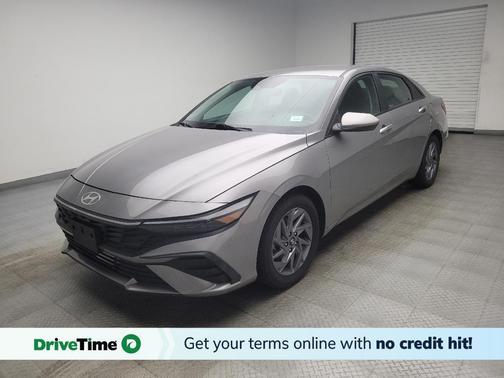 Gray 2024 Hyundai ELANTRA SEL