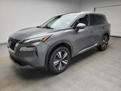 Gray 2023 Nissan Rogue SL