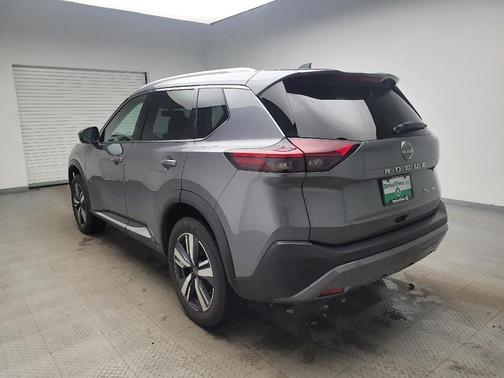 Gray 2023 Nissan Rogue SL
