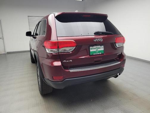 Red 2016 Jeep Grand Cherokee Limited