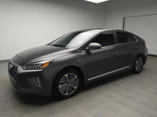 2021 Hyundai IONIQ Plug-In Hybrid SEL