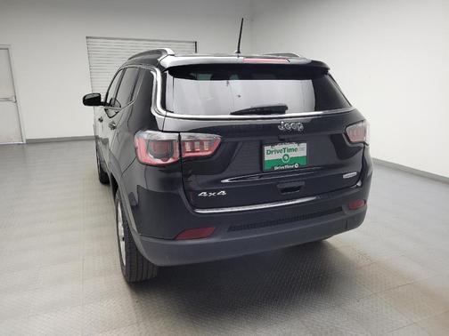 Diamond Black Crystal Pearlcoat 2017 Jeep New Compass Latitude