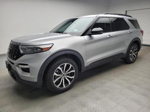 Iconic Silver Metallic 2020 Ford Explorer ST