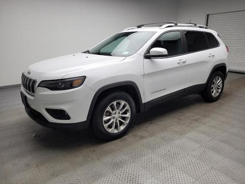 Bright White Clearcoat 2019 Jeep Cherokee Latitude