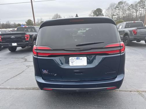 2025 Chrysler Pacifica Limited