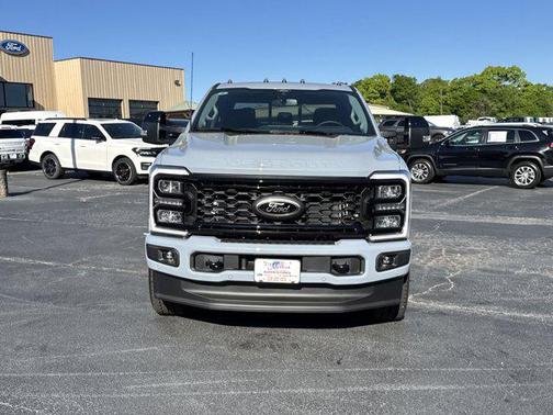 2025 Ford F-350 Lariat