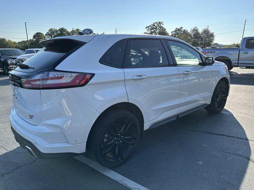 2024 Ford Edge ST