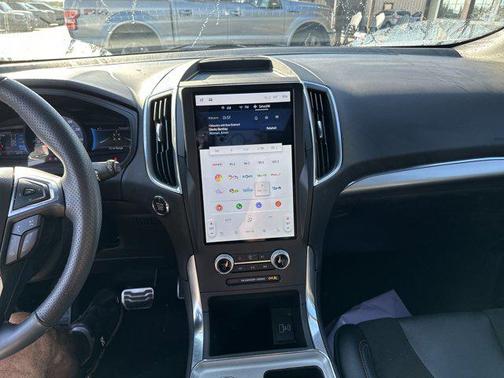 2024 Ford Edge ST
