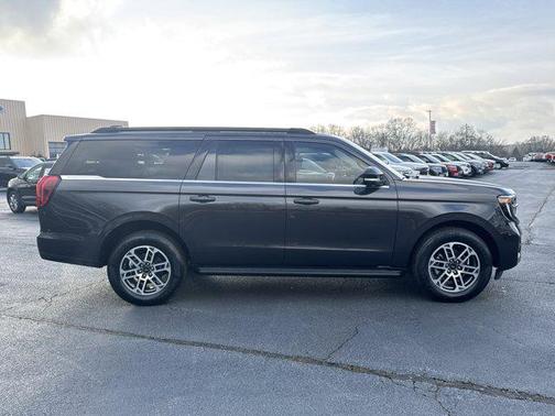 2026 Ford Expedition Max Active 4x2