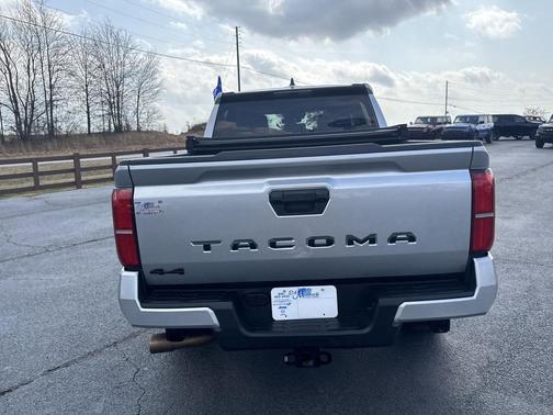 2024 Toyota Tacoma SR5