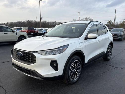 2026 Ford Escape PHEV Base