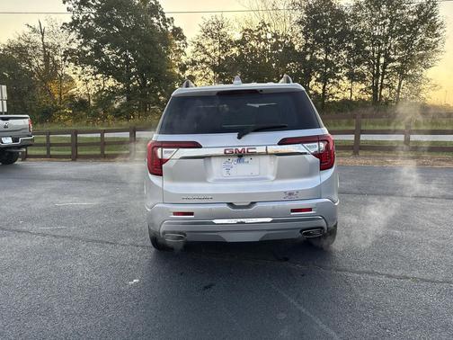 2020 GMC Acadia Denali