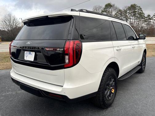 2025 Ford Expedition Tremor