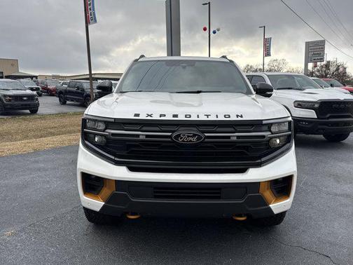 2025 Ford Expedition Tremor