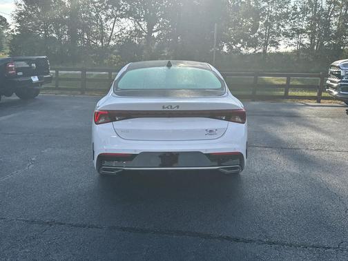 2024 Kia K5 EX