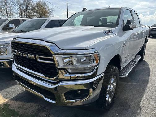 2022 RAM 2500 Big Horn Crew Cab 4x4 6'4' Box