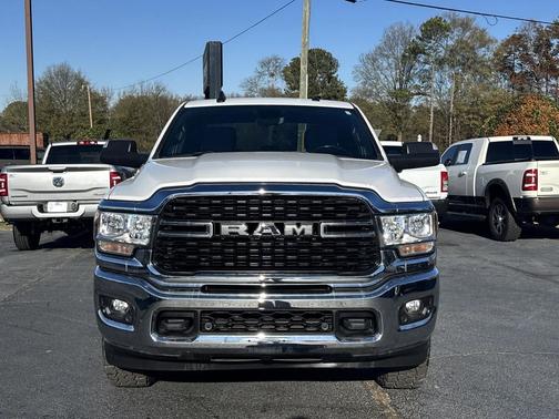 2022 RAM 2500 Big Horn Crew Cab 4x4 6'4' Box