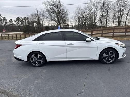 2023 Hyundai ELANTRA HEV Limited