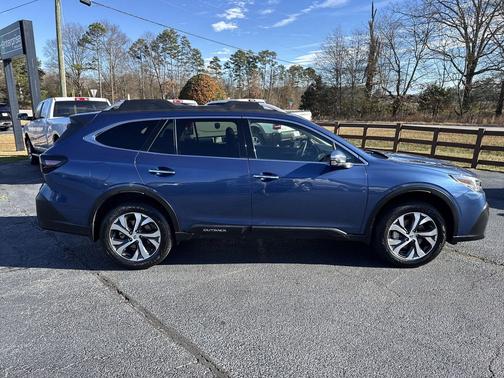 2020 Subaru Outback Touring XT