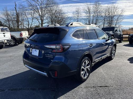 2020 Subaru Outback Touring XT