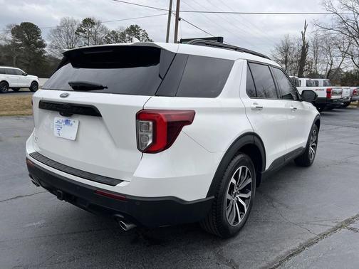 2023 Ford Explorer ST-Line