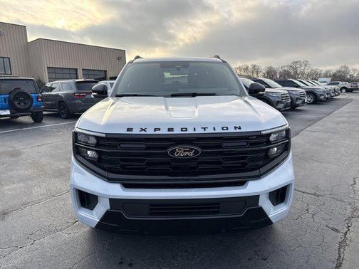 2026 Ford Expedition Platinum