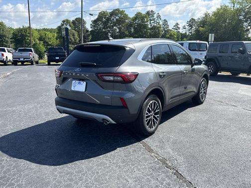2025 Ford Escape PHEV Base