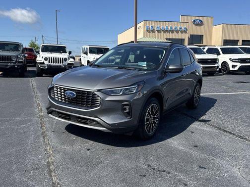 2025 Ford Escape PHEV Base