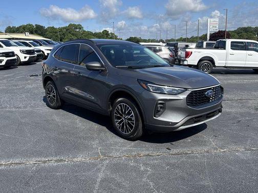 2025 Ford Escape PHEV Base