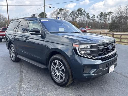2025 Ford Expedition Active