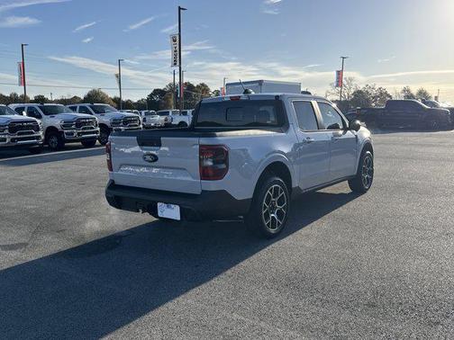 2025 Ford Maverick Lariat