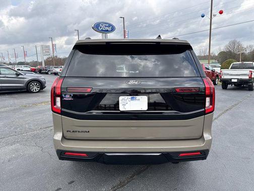 2026 Ford Expedition Platinum