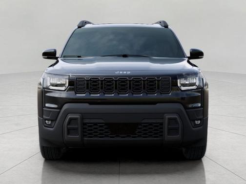 Diamond Black Crystal Pearlcoat 2026 Jeep Cherokee Laredo 4x4