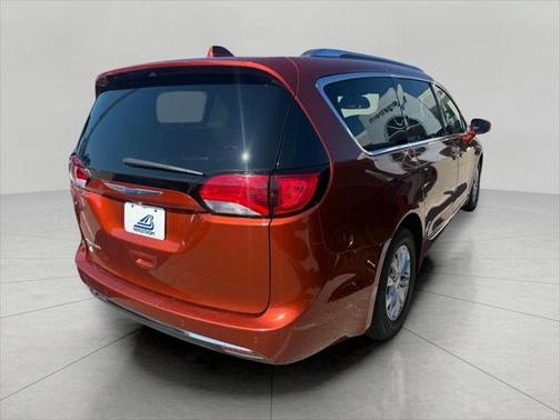 2018 Chrysler Pacifica Touring-L