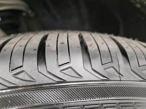 2020 Volvo XC90 T6 Momentum