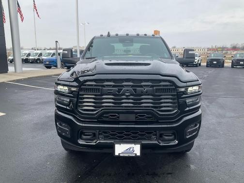 2026 RAM 2500 Black Express Crew Cab 4x4 6'4' Box